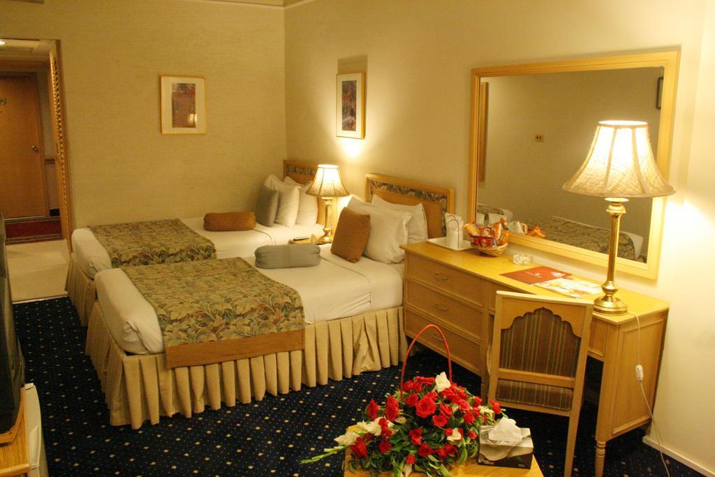 Smart Hotel Lahore Room photo